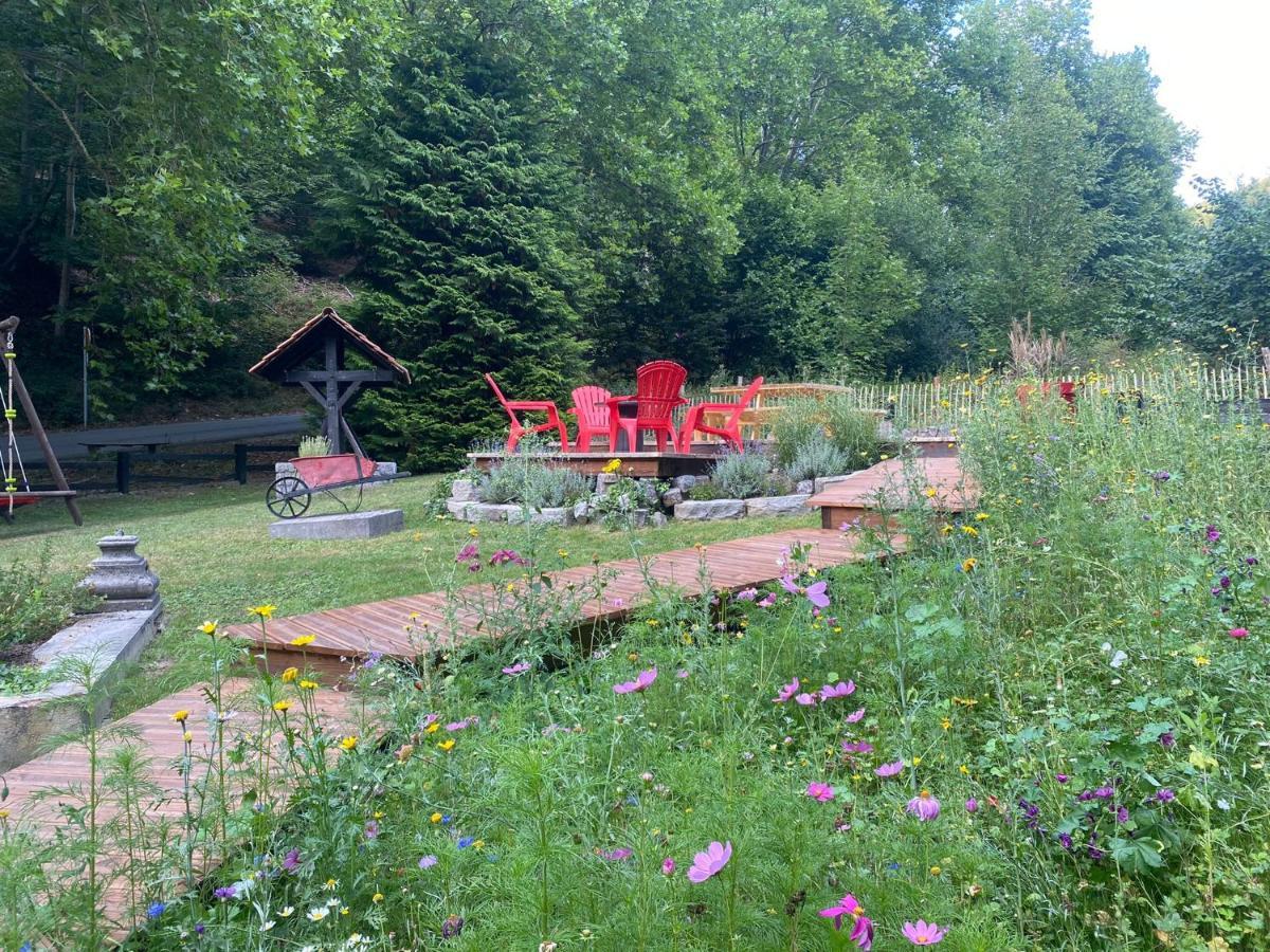 Le Gite Des Platanes Spa Esterno foto